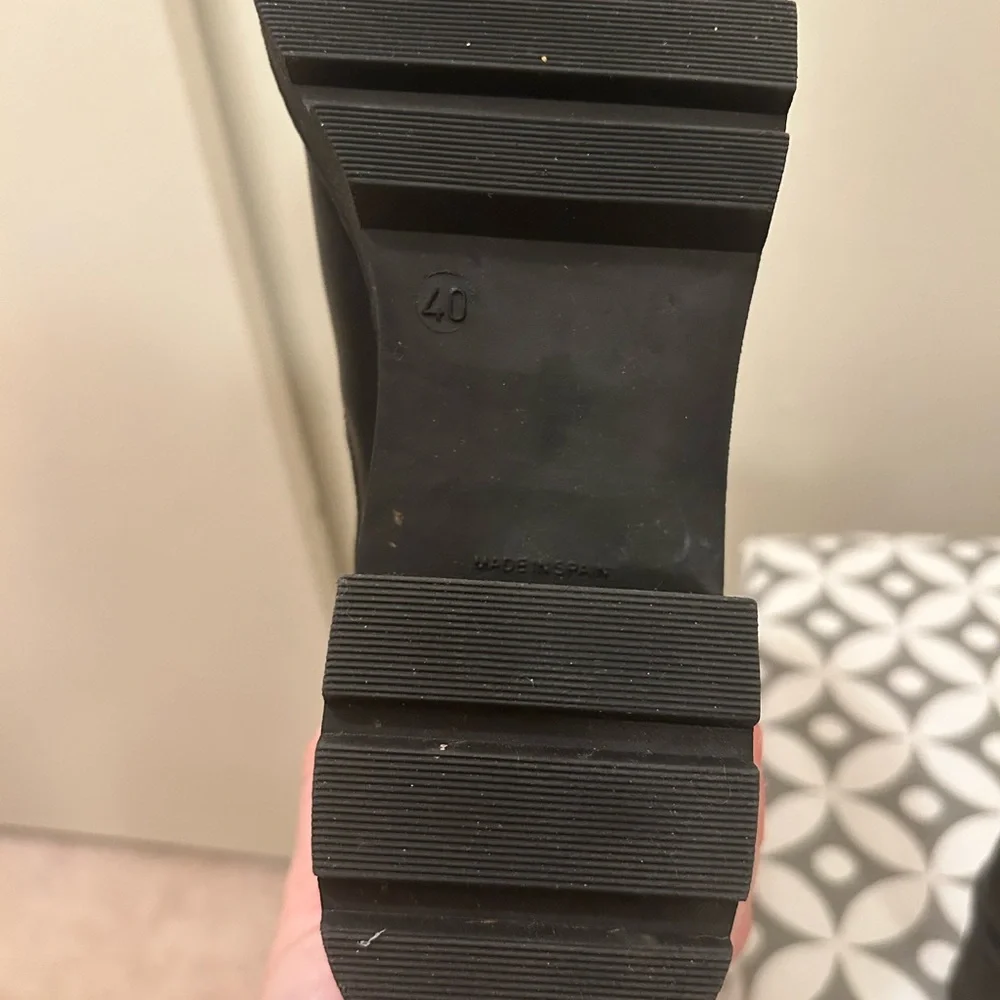 👍🏻 EUC. Women's Black  Ankle Boots - Picture 12 of 12